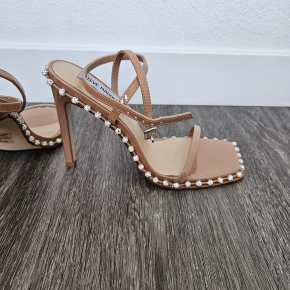 Nude Crystal Heels - Picture 7 of 7